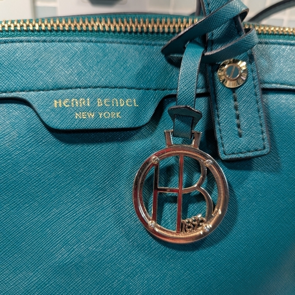 Auth! Henri Bendel west 57th satchel bag - Picture 5 of 14
